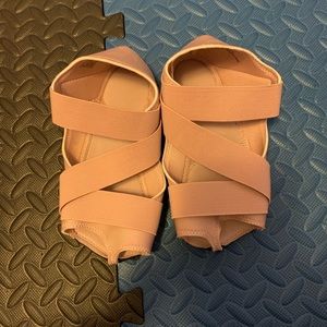 Fabletics point studio sock